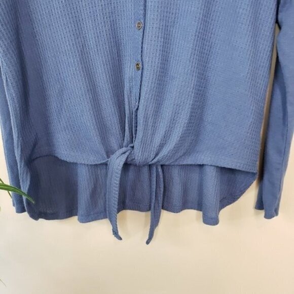 RXB | Blue Tie Front Waffle Texture Long Sleeve Top Size Medium - Picture 2 of 5